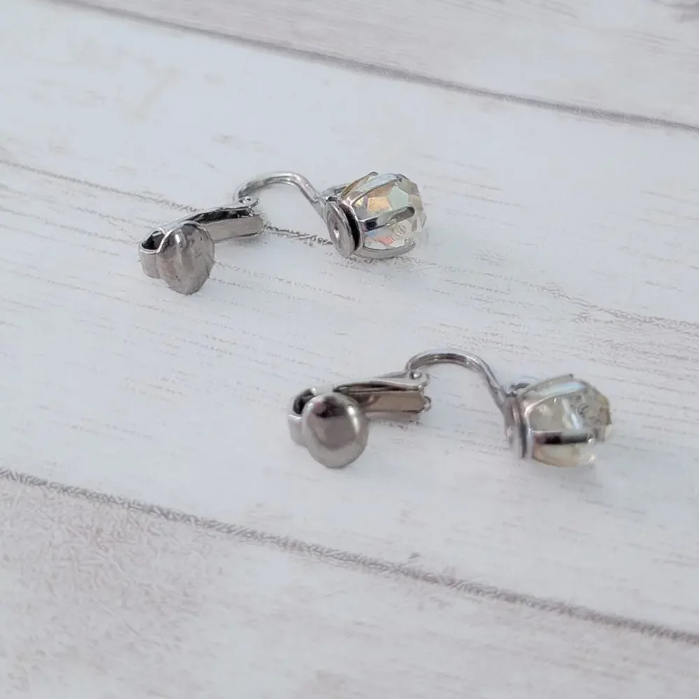 Vintage clip earrings